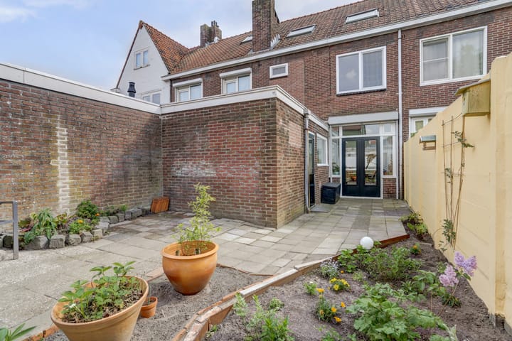 Foto 34 van Pironstraat 53