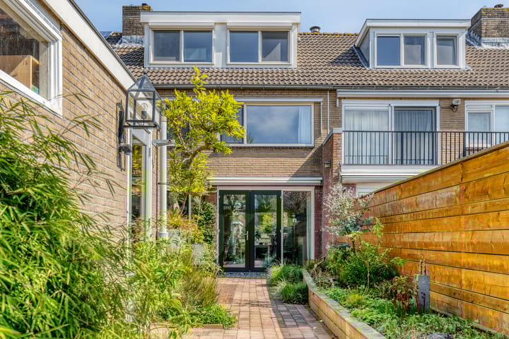 Foto 1 van Wendelmoet Claesdochterlaan 9