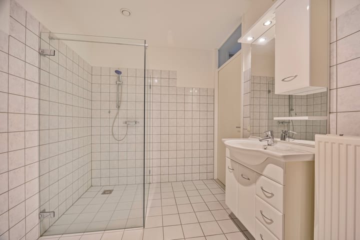 Foto 11 van van Dorenborchstraat 183