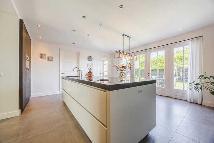 Foto 11 van Versantvoortstraat 4