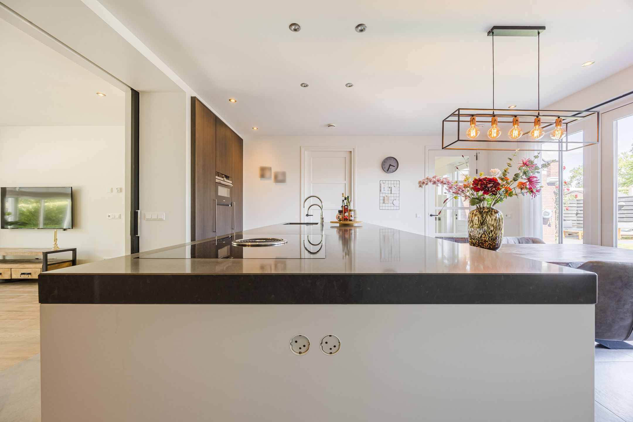 Foto 15 van Versantvoortstraat 4