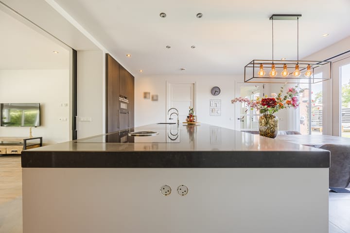 Foto 15 van Versantvoortstraat 4