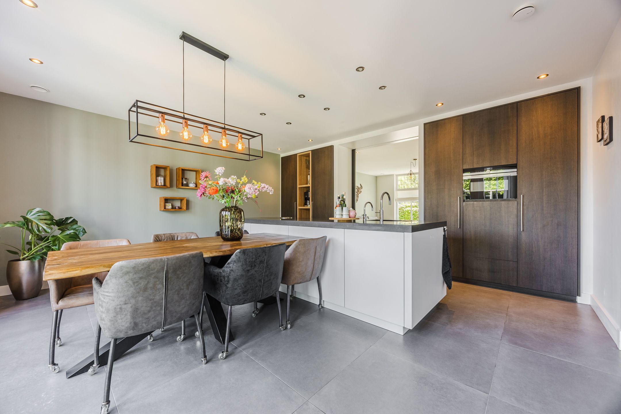 Foto 18 van Versantvoortstraat 4