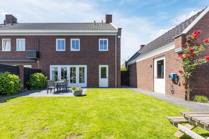 Foto 52 van Versantvoortstraat 4