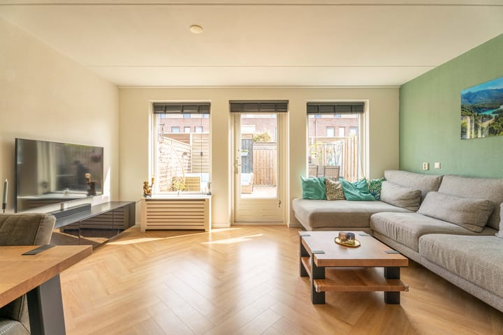 Foto 3 van Abraham van Lindenstraat 11