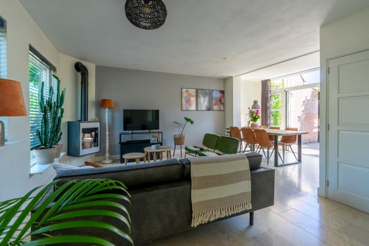 Foto 9 van Rijnstraat 105