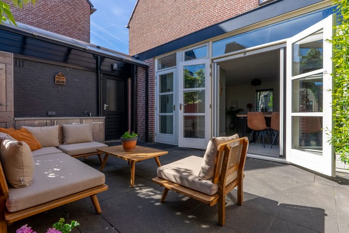 Foto 30 van Rijnstraat 105