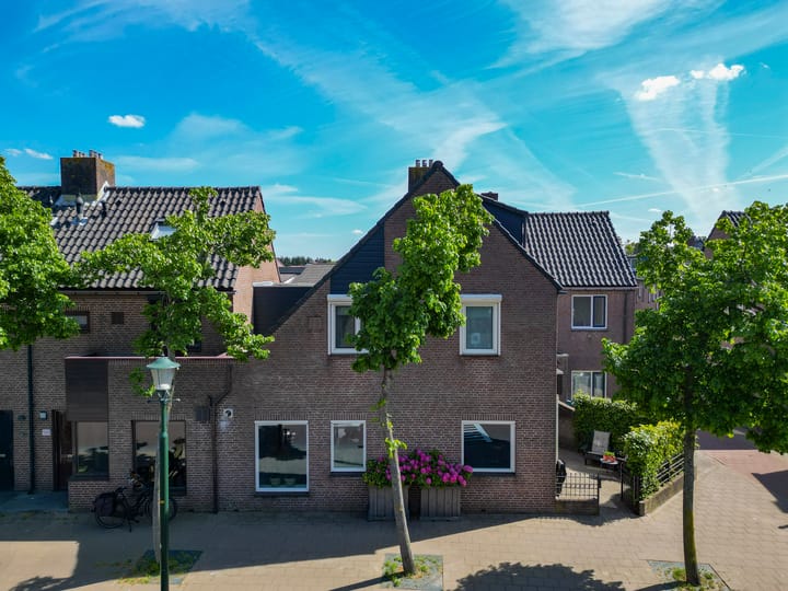 Foto 39 van Rijnstraat 105