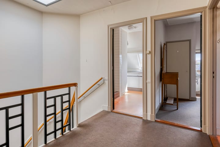 Foto 33 van Zoeterwoudsesingel 25