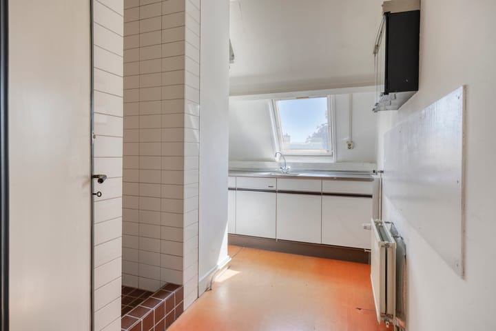 Foto 36 van Zoeterwoudsesingel 25