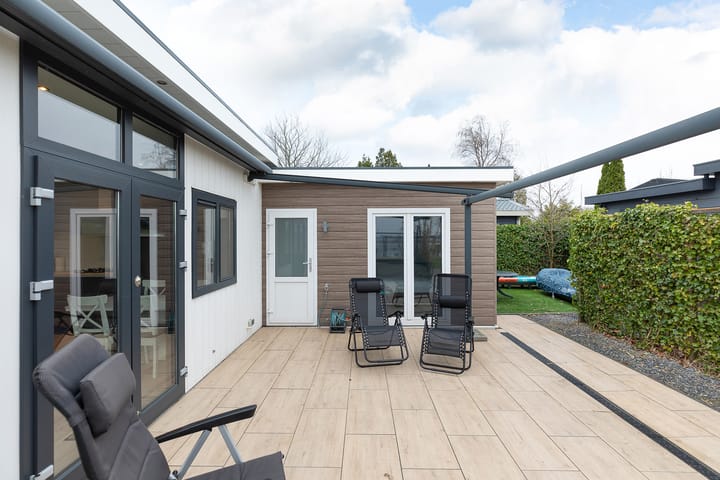 Foto 5 van Nieuw-Loosdrechtsedijk 217-C035