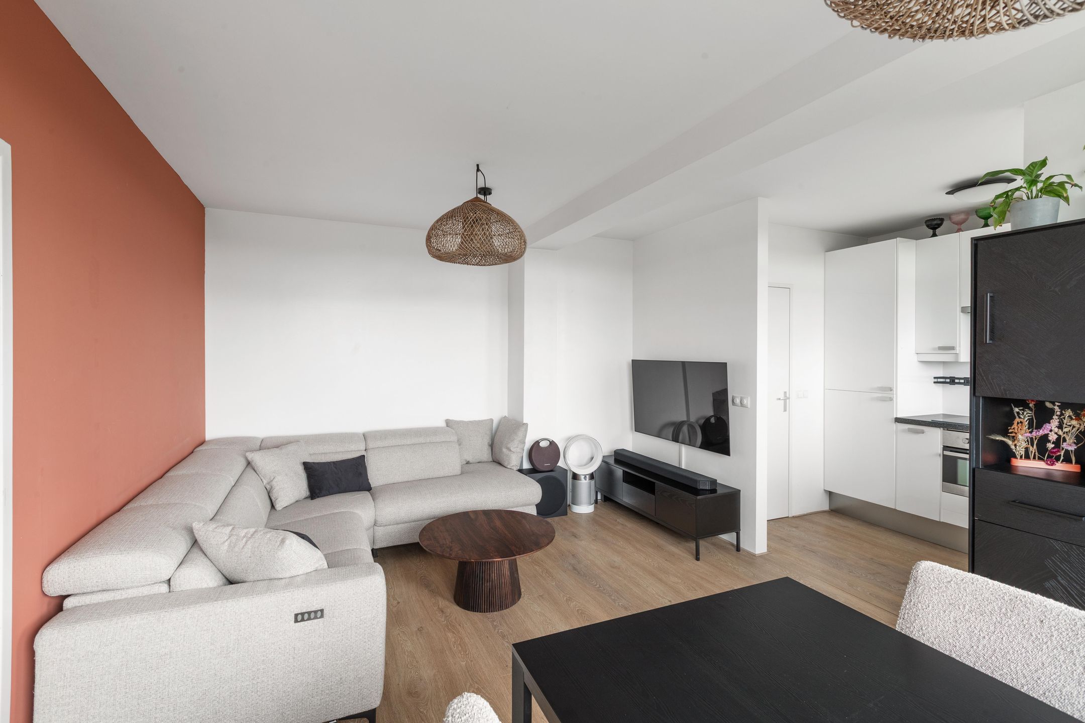 Photo 12 of Van Leeuwenhoekstraat 5-0123