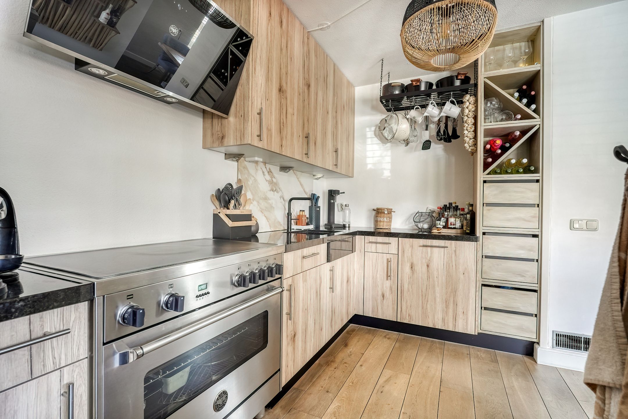 Foto 9 van Muntstraat 93