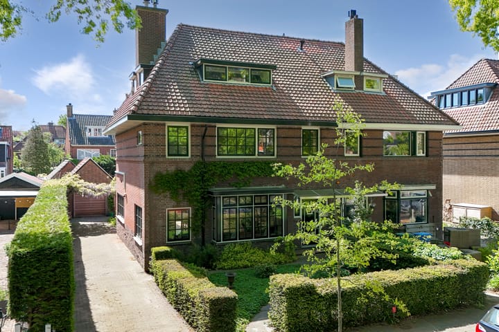 Foto 1 van Burchtplein 1-A