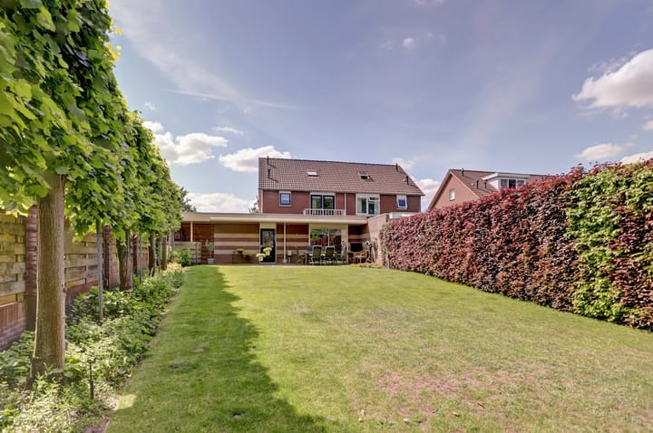 Foto 37 van Leliestraat 44