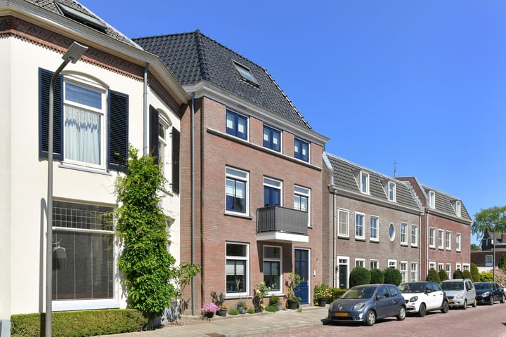 Foto 1 van Oranjestraat 13-C