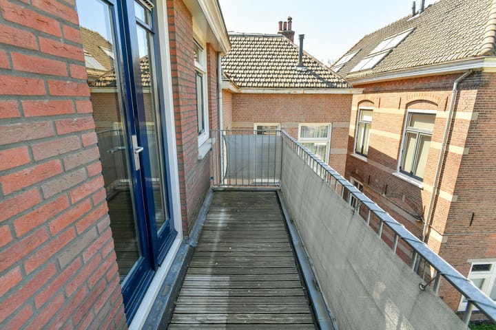 Foto 10 van Oranjestraat 13-C