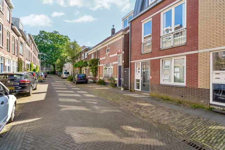 Photo 33 of Agnietenstraat 27-2