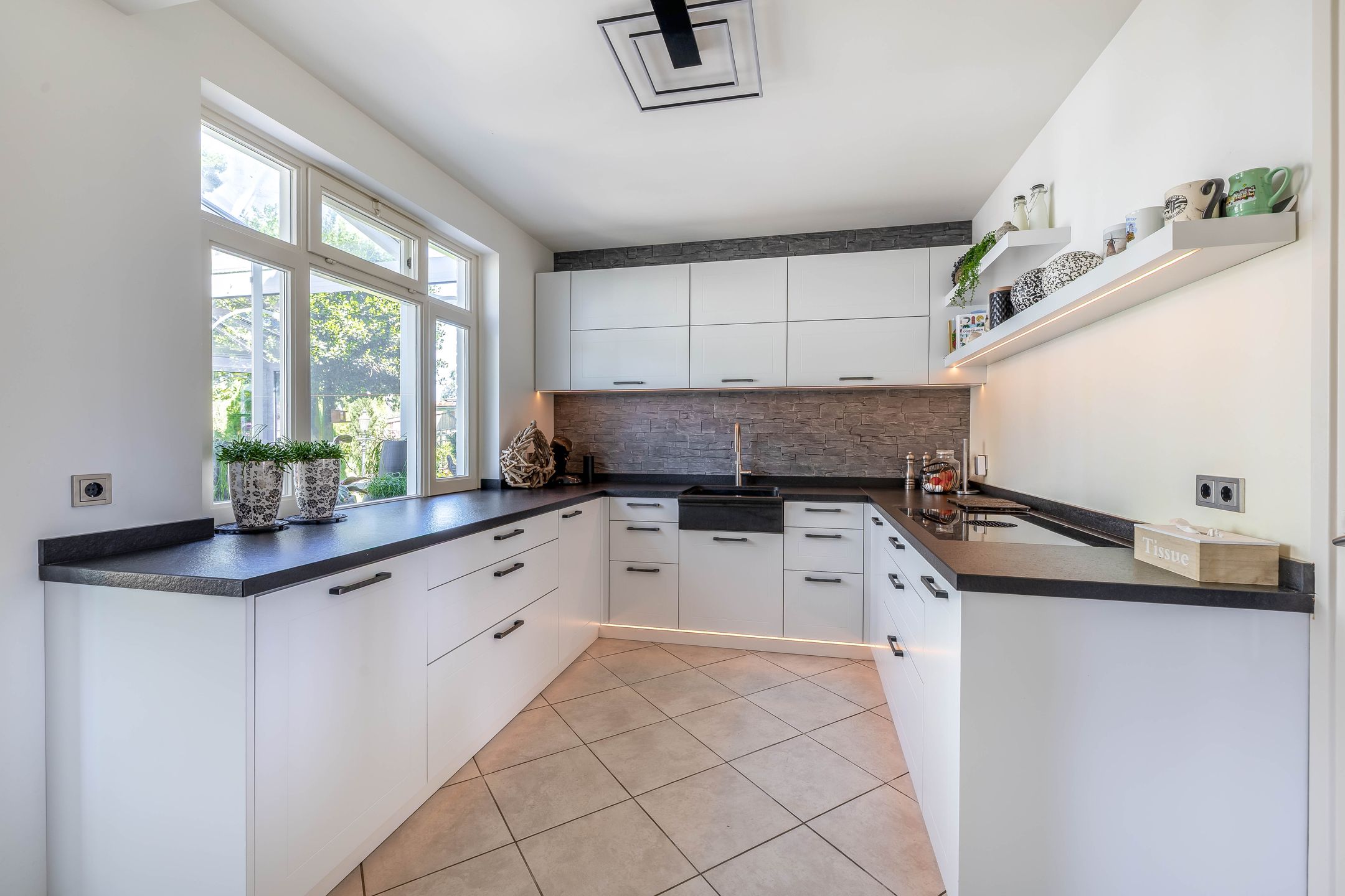 Foto 3 van Grubbenvorsterweg 1