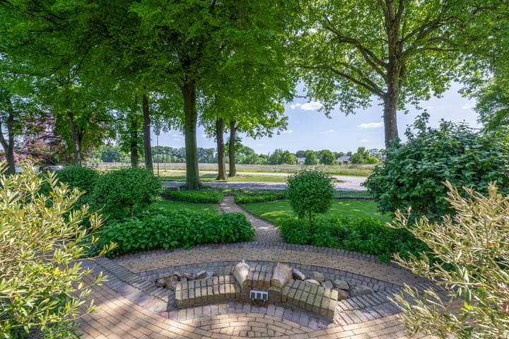 Foto 9 van Grubbenvorsterweg 1