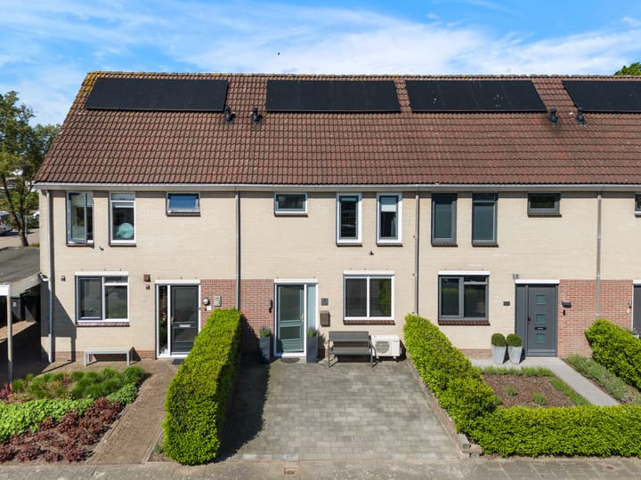 Foto 1 van Gezina van der Molenstr 3