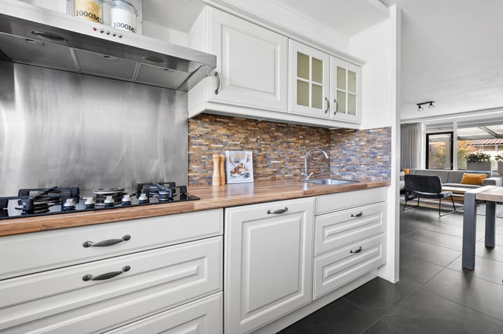 Foto 14 van Gezina van der Molenstr 3