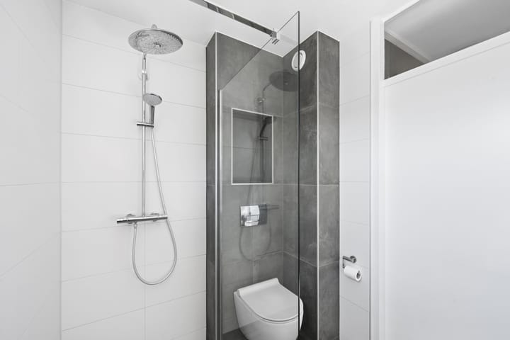 Foto 18 van Gezina van der Molenstr 3