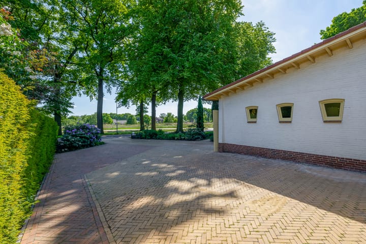 Foto 44 van Grubbenvorsterweg 1