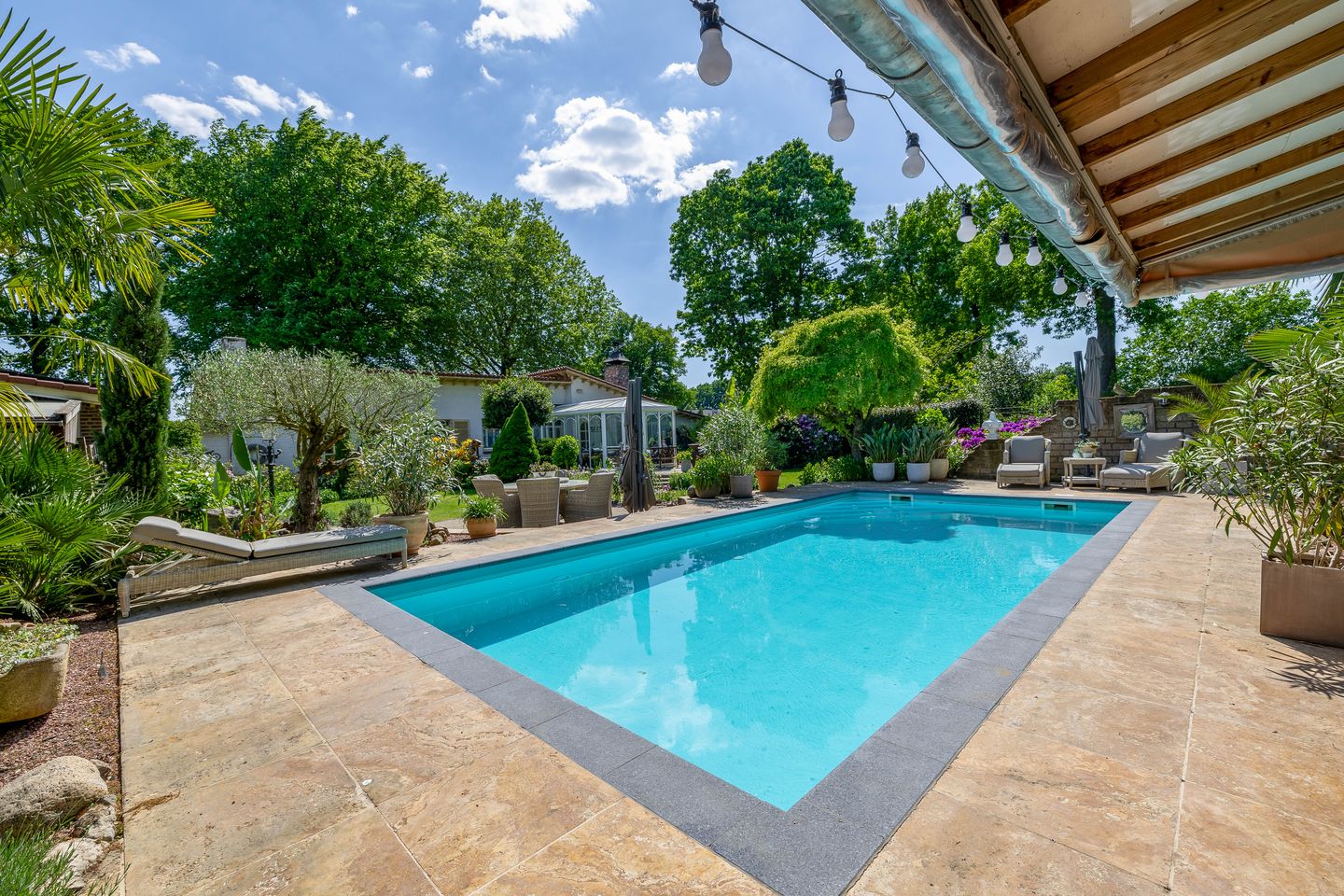 Foto 50 van Grubbenvorsterweg 1