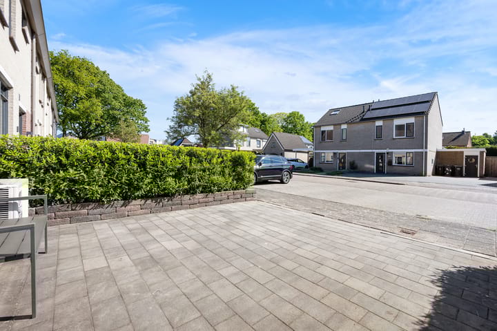 Foto 38 van Gezina van der Molenstr 3