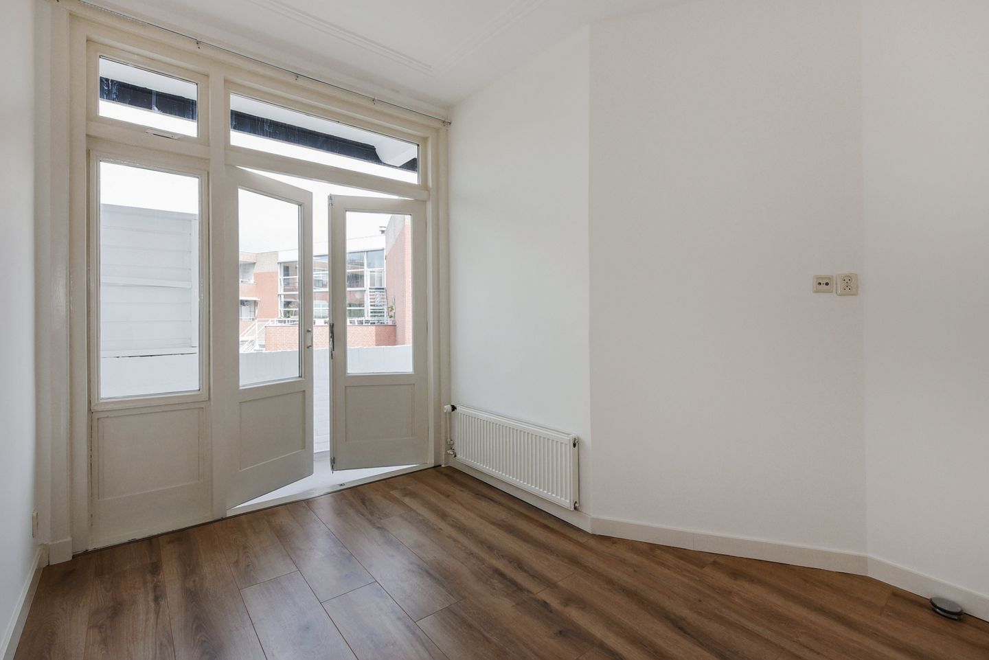 Foto 10 van van Gaesbekestraat 16