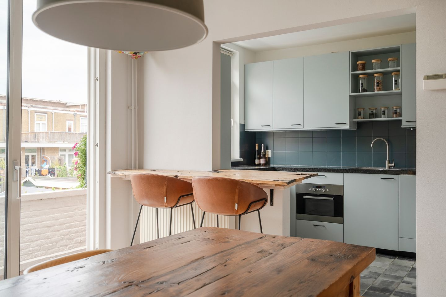 Foto 19 van Dr. de Visserplein 25