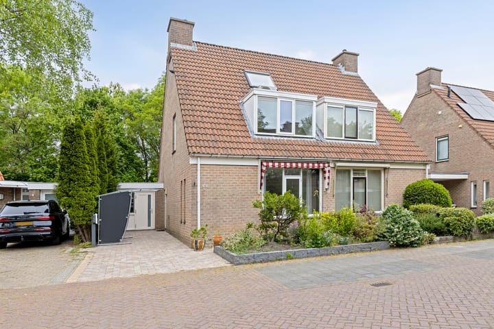 Foto 1 van Troubadour 148