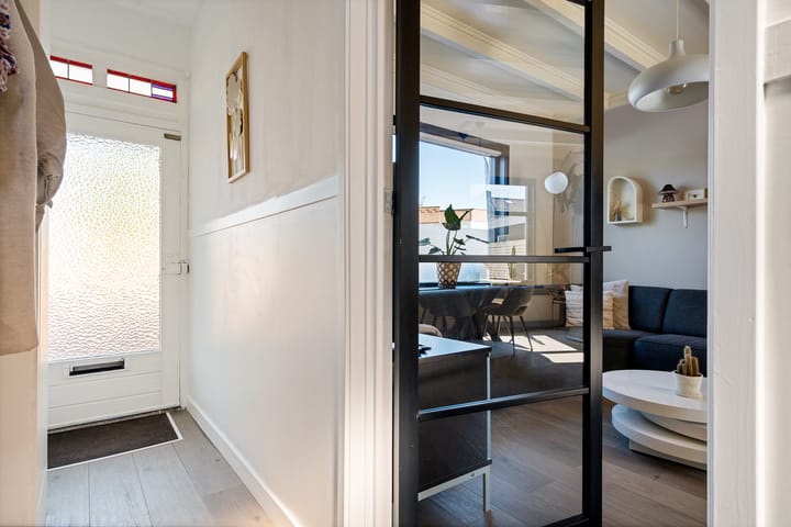 Foto 9 van Frederik Hendrikstraat 80