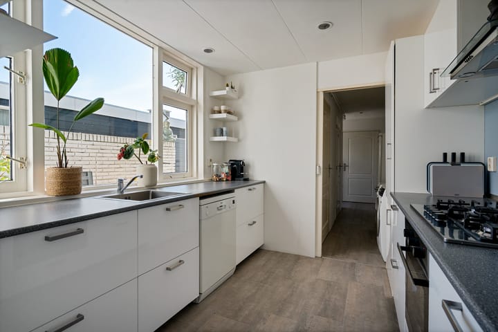 Foto 17 van Frederik Hendrikstraat 80