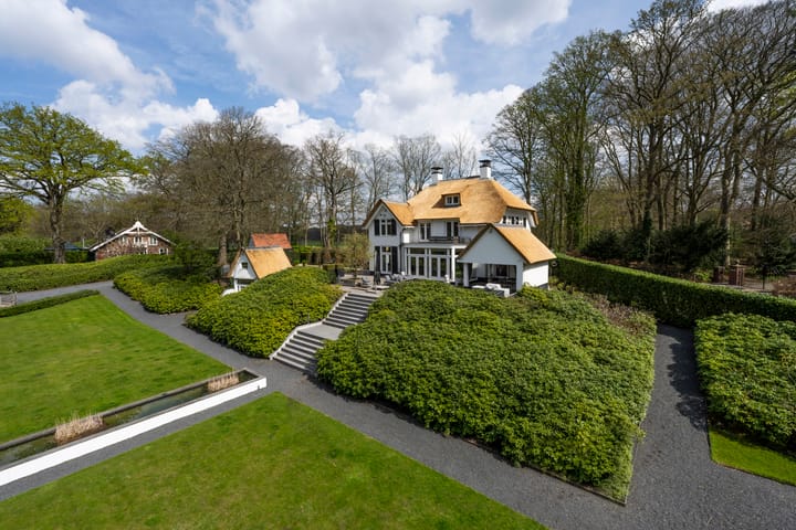 Photo 2 of Meentweg 2