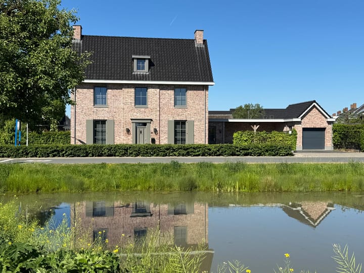 G J Brenkmanlaan 38