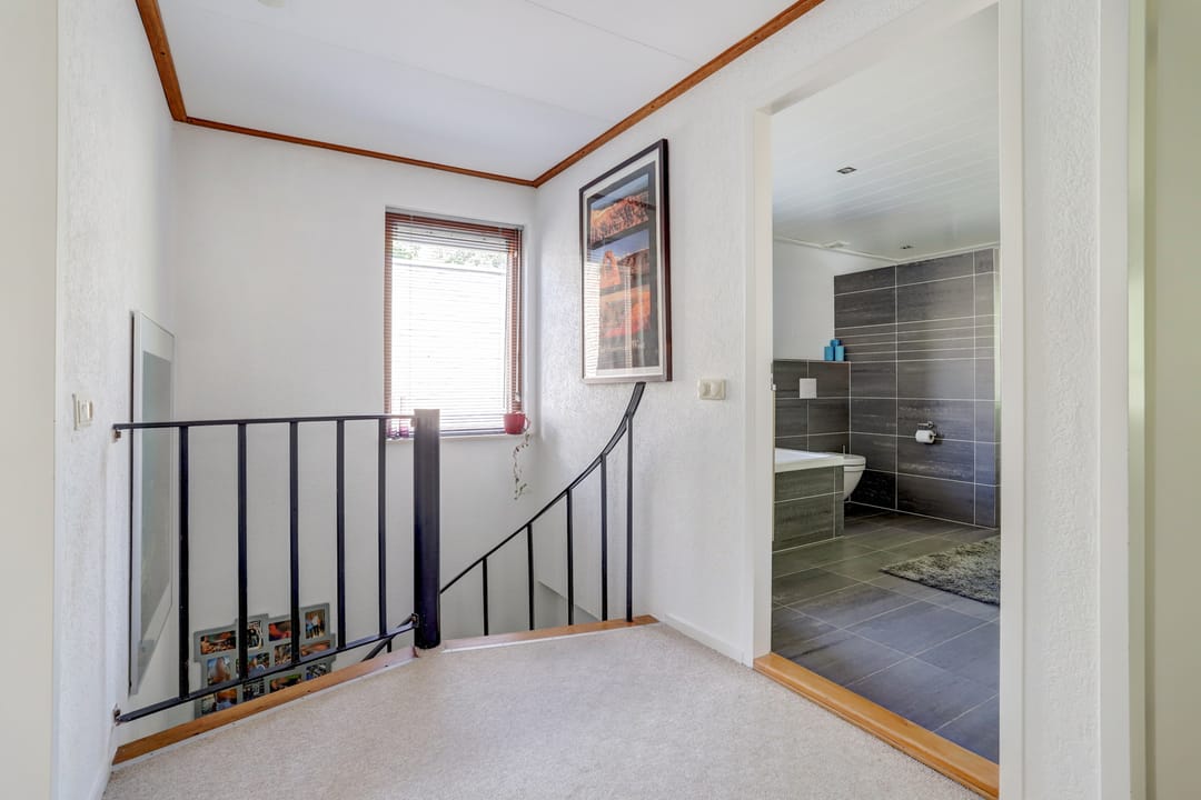 Photo 22 of Turfveldenstraat 32