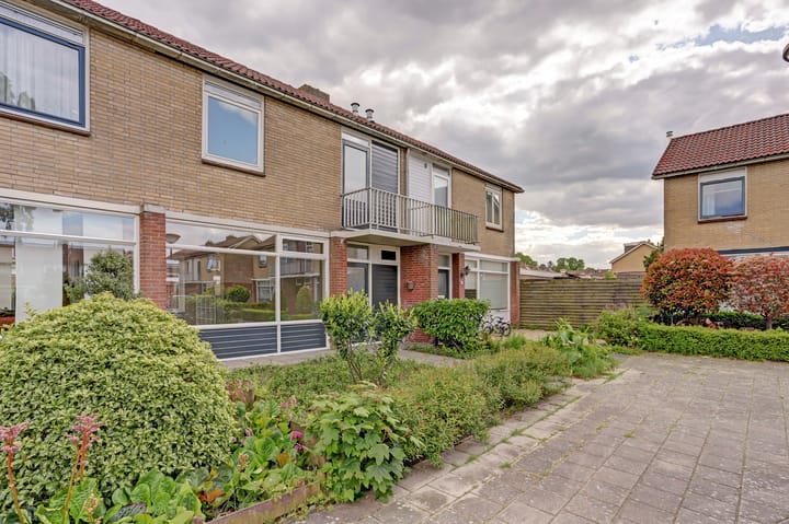 Foto 35 van Scholeksterstraat 114