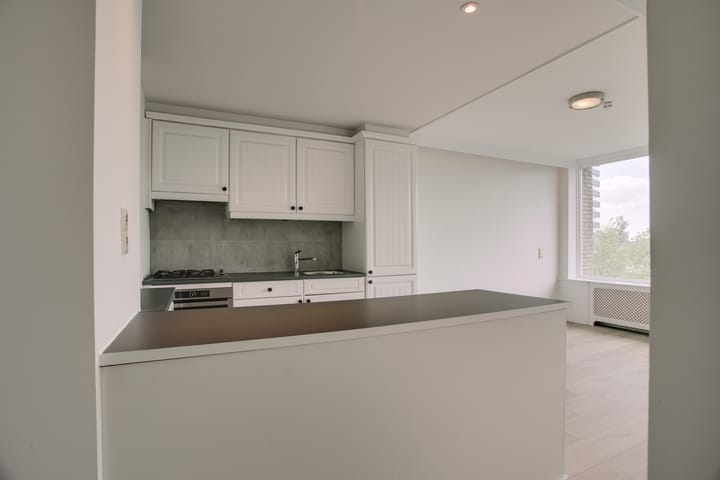 Foto 9 van Bachstraat 106