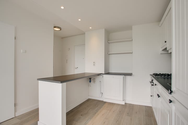 Foto 16 van Bachstraat 106