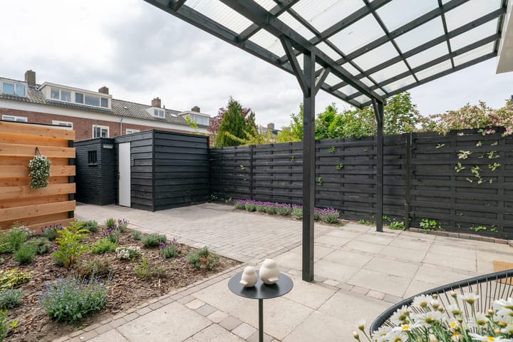 Foto 3 van Karelplantsoen 11