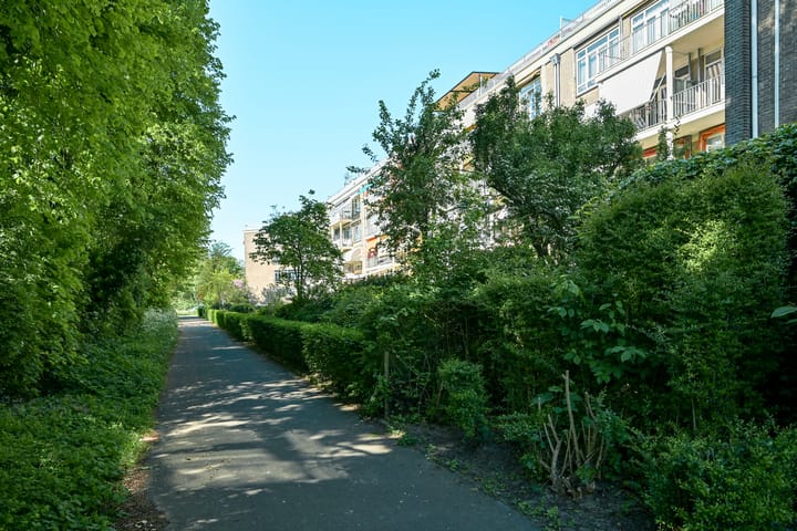 Foto 32 van Sportlaan 1136