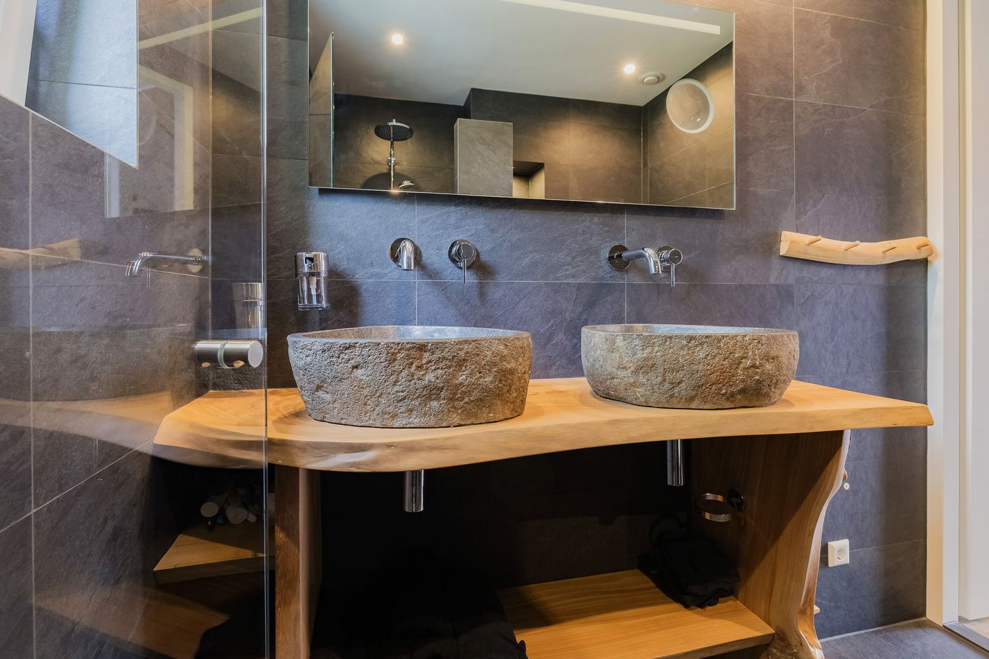 Photo 34 of Hoflanderweg 170