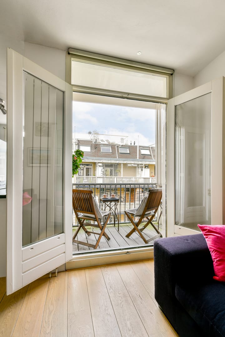 Photo 4 of Joan Melchior Kemperstraat 108-3