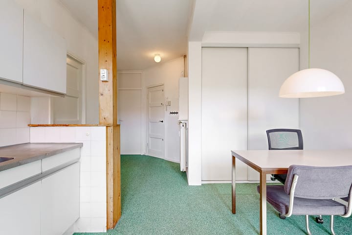 Foto 15 van Maritzstraat 4-2