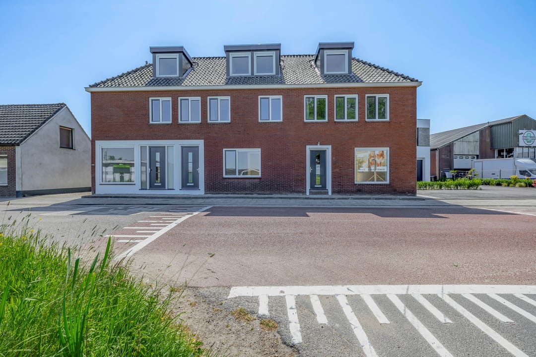 Photo 8 of Voorweg 61