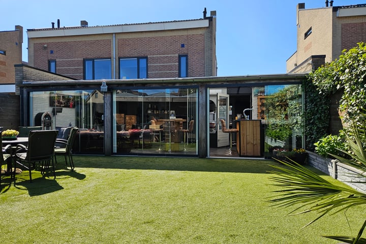 Zwanebloem 24