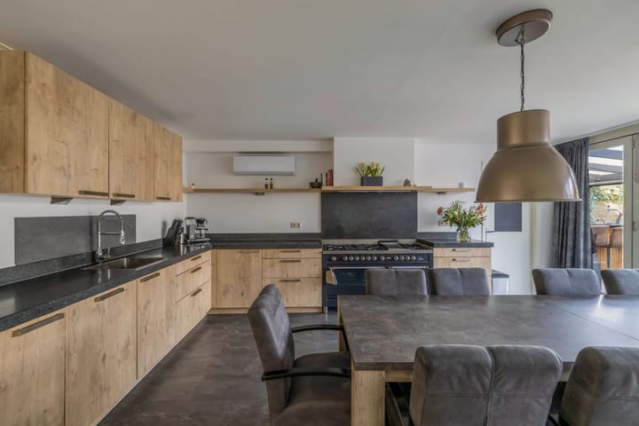 Foto 3 van Zwanebloem 24