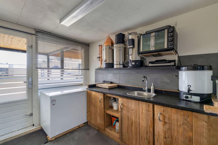 Foto 11 van Zwanebloem 24